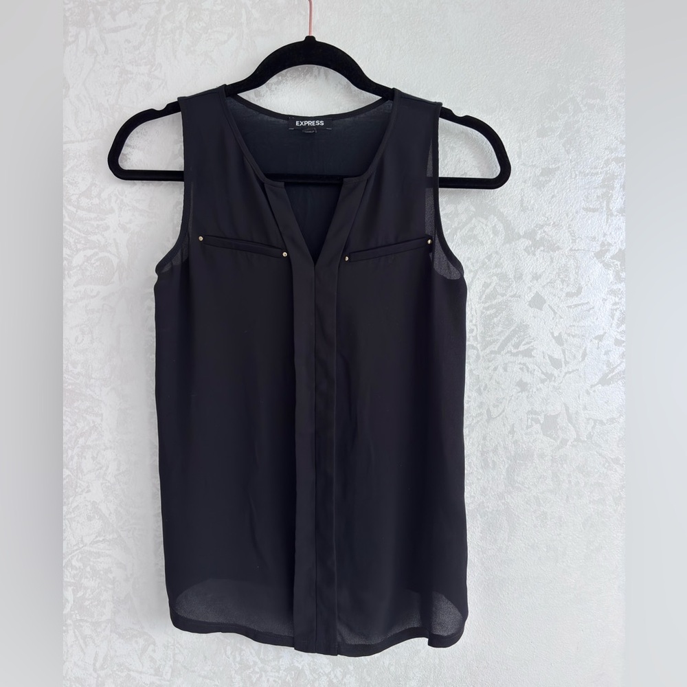 Express Black V-neck sleeveless blouse size XS